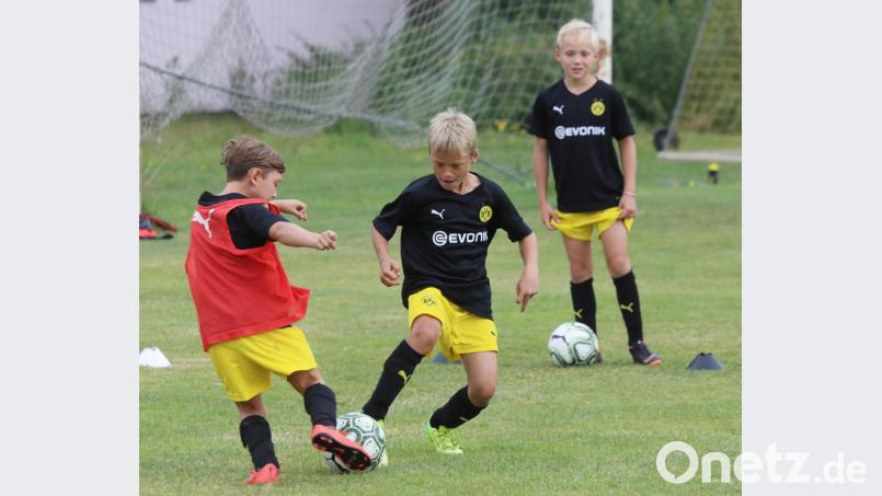 Es wird auch gespielt, nicht nur trainiert. Bild: Gerhard Götz