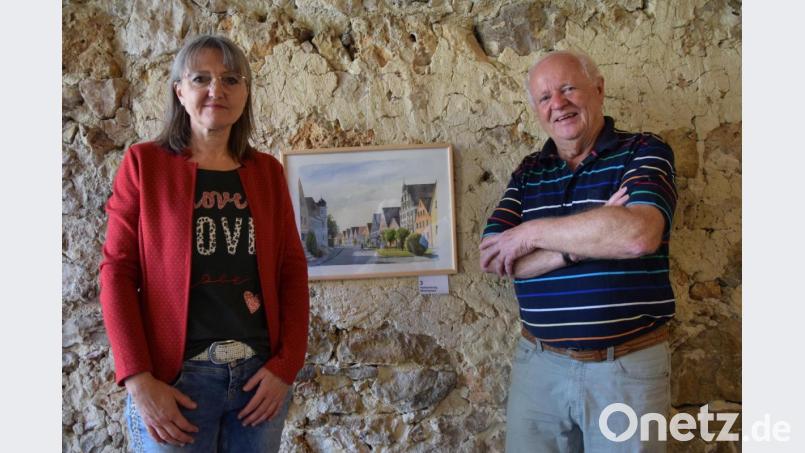 Ein Stück Heimat: Aquarelle stellt der Amberger Maler Peter Schmidt bei Beate Schaller in der Hammermühle aus. Bild: bö
