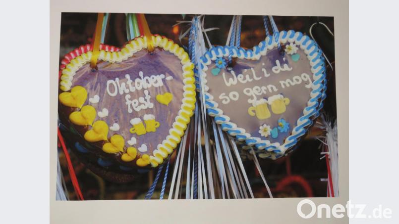 Nicht fehlen bei der Vielzahl an Fotomotiven dürfen natürlich die berühmten Lebkuchenherzen. Bild: ubb