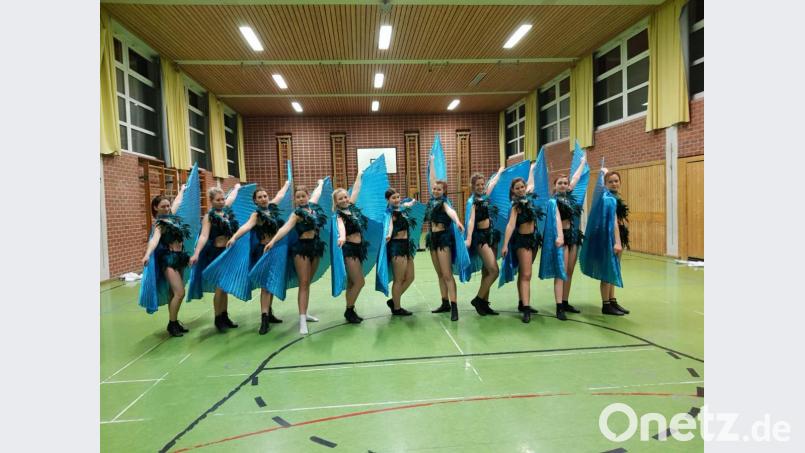 Die Tanzgruppe DeLuxe probt schon fleißig. Sie, wie auch die anderen Tanzgruppen, freuen sich über Interessierte, die Spaß am Tanzen haben. Bild: njn