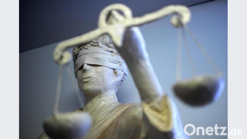 Die Statue Justizia ist zu sehen. Foto: Peter Steffen/Archivbild Bild: Peter Steffen