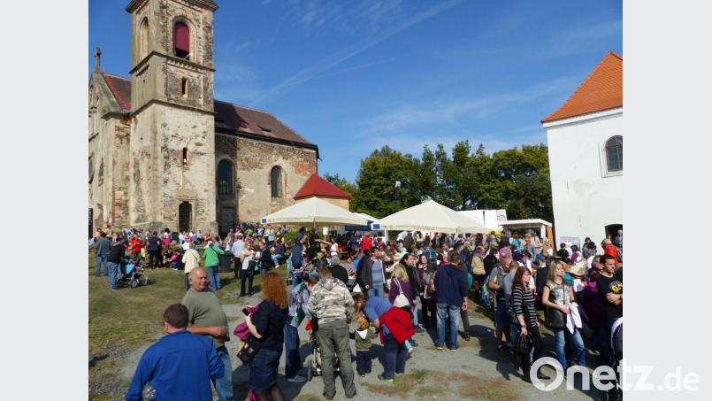 Am Samstag, 5. Oktober wird auf dem Schwanberg rund um die alte Kirche das Apfelfest gefeiert. Bild: njn