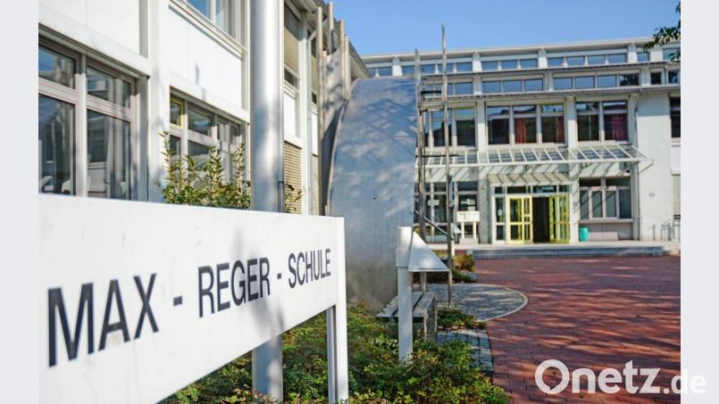 Der Startschuss für die Schulsozialarbeit fiel in Weiden 1997 an der Max-Reger-Schule. Erst 2009 legte der Freistaat Bayern ein Förderprogramm auf, das ähnliche Ziele verfolgt. Bild: Gabi Schönberger