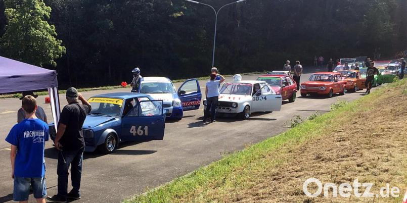 Insgesamt 98 Teilnehmer gingen beim zweiten AvD-Slalom auf dem Buchbinder-Gelände an den Start. Bild: kzr