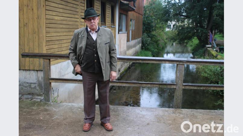 Johann Schiffmann sorgt sich um sein Grundstück und wirft dem Wasserwirtschaftsamt Untätigkeit vor. Bild: sne