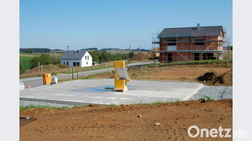 Das neue Baugebiet „Am Bühl“ in Döltsch erfreut sich großer Beliebtheit, nicht nur wegen der hervorragenden Lage, sondern auch wegen der günstigen Grundstücks- und Erschließungskosten. Bild: sm