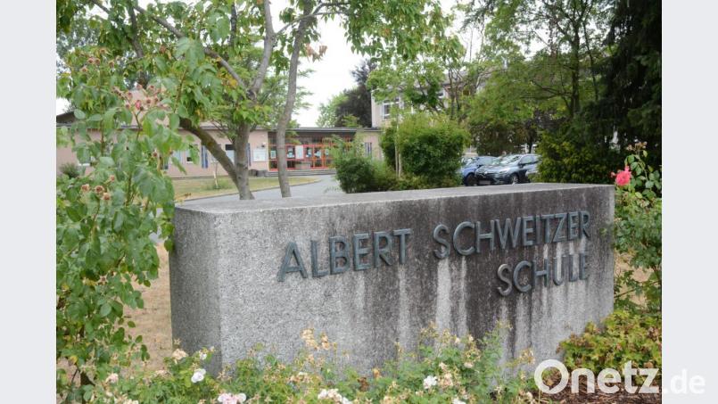 Endlich: Der Bau- und Planungsausschuss will die Generalsanierung der Albert-Schweitzer-Schule anpeilen, die zunächst aber auch eine Mensa sowie Räume für die Ganztagsbetreuung erhält. Bild: Gabi Schönberger