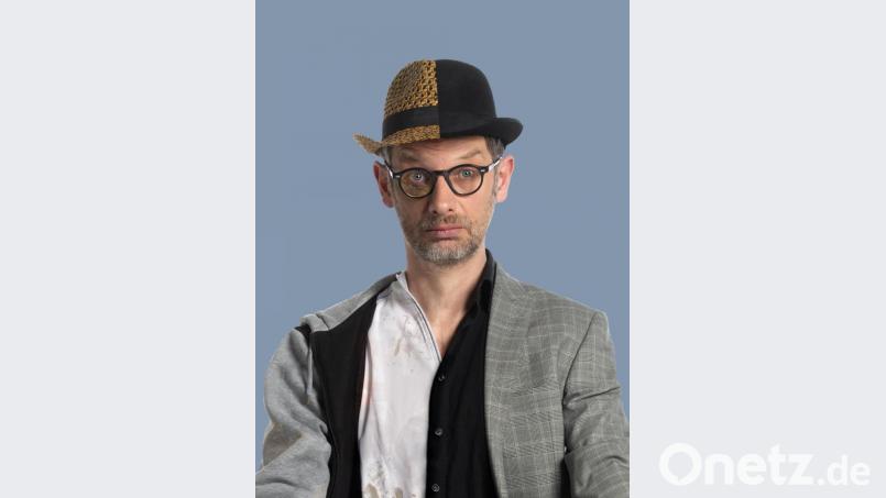 Seine persönlichen Zukunftsszenarien mit viel schwarzem Humor entwickelt der Kabarettist Severin Groebner am 15.11. in seinem neuen Programm „Gut möglich“. Bild: Stefan Stark