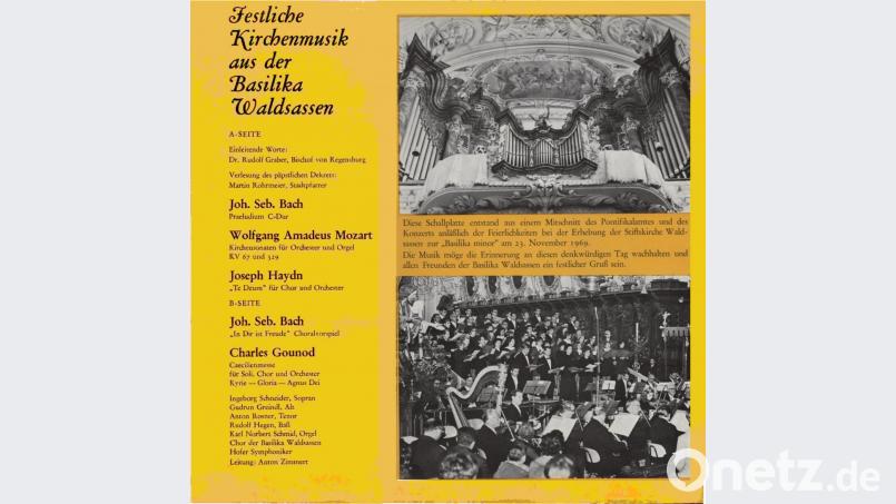 Vom Pontifikalamt und dem Konzert ist eine Schallplatte herausgebracht worden. Im Bild die Rückseite des Covers. Bild: exb