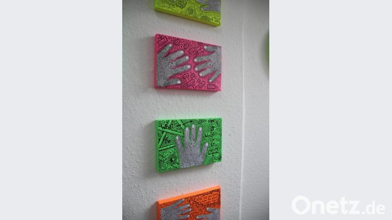 Stephan Schramm nimmt die Hand in seinen neuen Werken zum Symbolbild. Bild: kmo