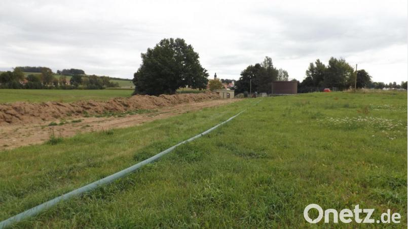 Nach dem Durchbruch der Staatsstraße ist die Freigefälleleitung fast am Ziel. Es sind nur noch 350 Meter bis zur Kläranlage zurückzulegen. Bild: trj
