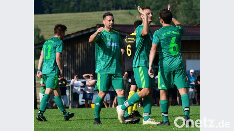 Jubeln die Spieler des FC OVI-Teunz auch bei der SG Silbersee? Bild: ham