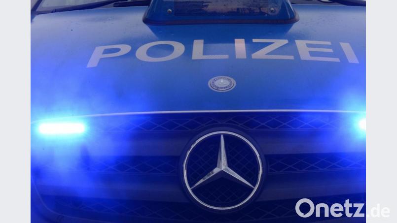 Ein Betrunkener hat in Tirschenreuth Rettungskräfte attackiert und verletzt. Symbolbild: Patrick Seeger