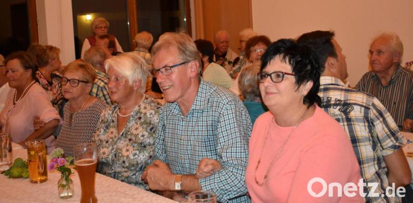 Schunkeln, was das Zeug hält. Bild: rgr