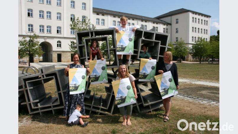 Sie geben dem Zukunftskongress ein Gesicht: Die Organisatoren (von links) Heike, Paul und Helena von Eyb, Leo Neugebauer, Barbara Diener-Hönle, Jakob von Eyb und Gabriele Neugebauer. Bild: privat