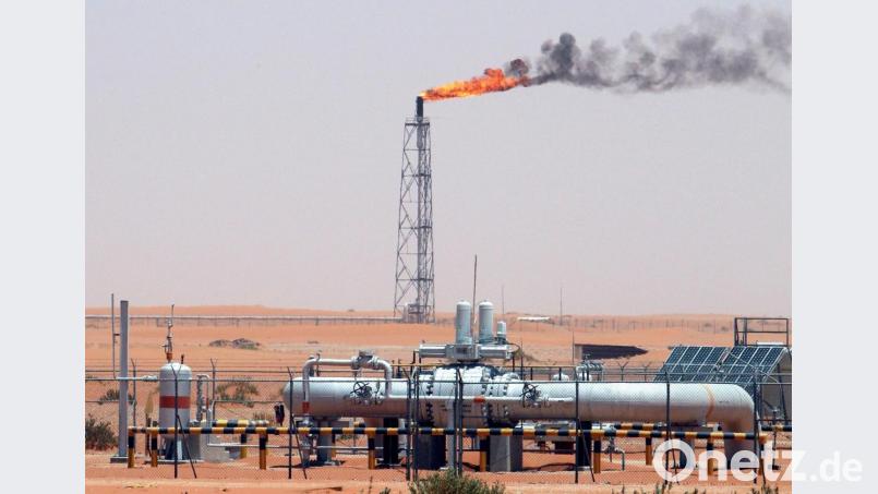 Nach den Drohnenangriffen auf die größte Ölraffinerie in Saudi-Arabien sind die Ölpreise deutlich gestiegen. Archivbild: Ali Haider/EPA/dpa