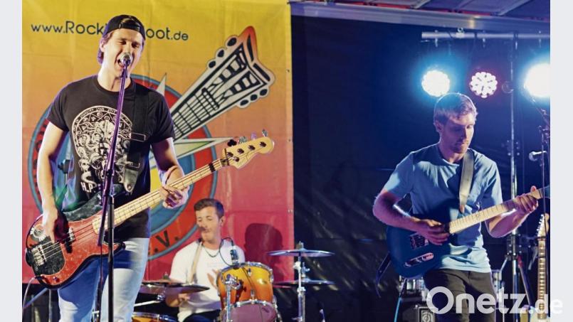 Die Band „New Age Trailer“ siegte in der Publikumsabstimmung und durfte sich über einen Gutschein und eine weitere Auftrittsmöglichkeit freuen. Bild: nib
