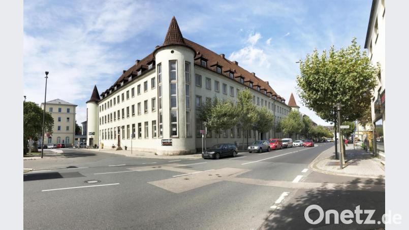 Die Idee, in der Alten Hauptpost an der Bahnhofstraße ein neues Hotel zu realisieren, ist für die Stadtverwaltung nicht neu. Noch aber fehlt es an einem entsprechenden Antrag. Bild: Gabi Schönberger
