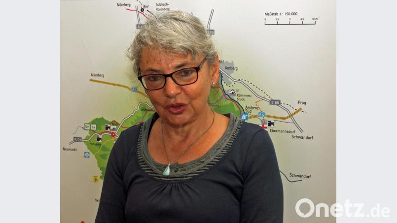 Die Ranger seien eine Verstärkung der Naturparke, „da sie zum Naturschutzverständnis in der Bevölkerung einen wesentlichen Beitrag leisten können“, betonte die bei der Regierung der Oberpfalz für die Förderung der Naturparke zuständig Dagmar Seewaldt-Bösl. Bild: sön
