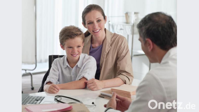 Die DAK Gesundheit mit Wissenswertem zur Kindergesundheit. Bild: istockphoto - Clerkenwell