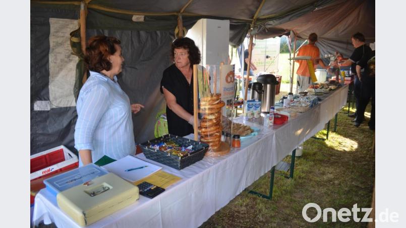 Leckeres gabs an der Kuchentheke Bild: fz