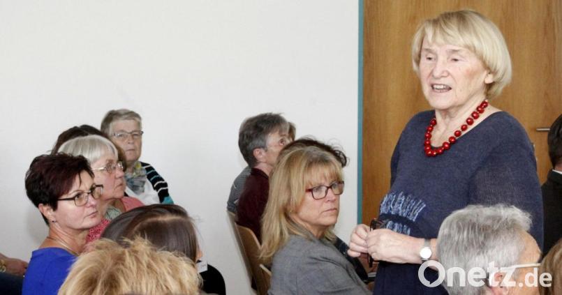 Barbara Romero (rechts) stellte beim Demenz-Forum die von ihr entwickelte Selbsterhaltungstherapie vor. Bild: Hirsch