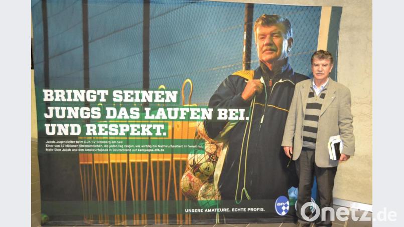 Der DFB wählte Jugendtrainer Jakob Scharf für seine Werbekampagne. Bild: Hirsch