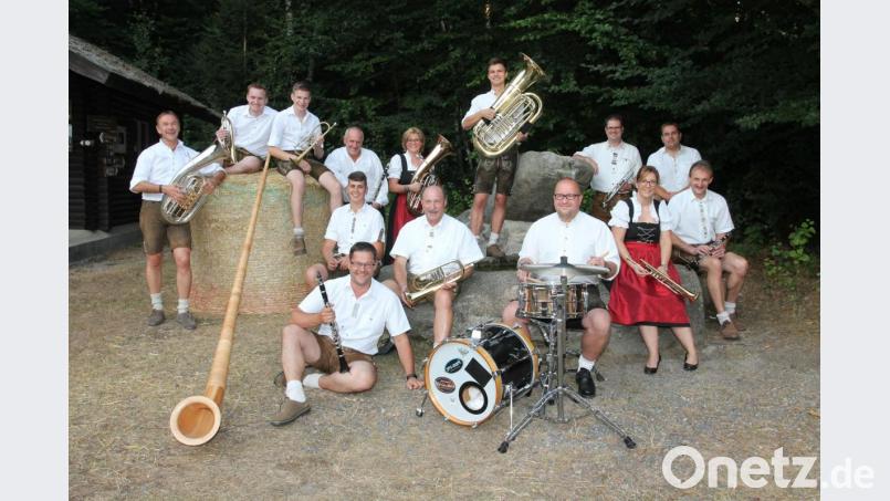 Bei der Blaskapelle Waldkirch um Bernhard Träger (links) ist die Vorfreude auf den "Böhmischen Herbst" schon groß. Bild: pi