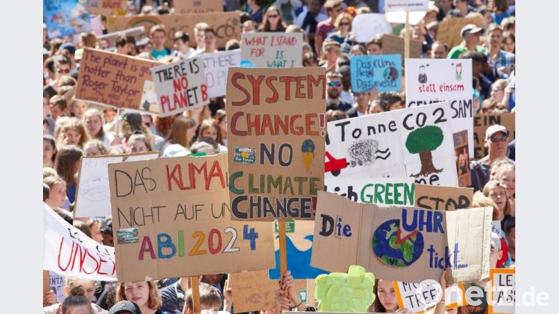 Klima-Demonstration von Fridays for Future auf dem Hamburger Gänsemarkt. Foto: Georg Wendt/Archiv Bild: Georg Wendt