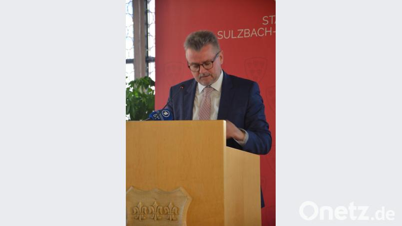 Erster Bürgermeister Michael Göth eröffnete den Zwiefachentag in Sulzbach-Rosenberg. Bild: mag