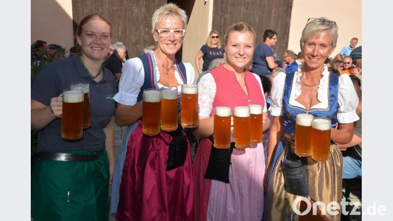 Die Bedienungen bei Zoigl Oppl hatten stets alle Hände voll zu tun. Bild: jr