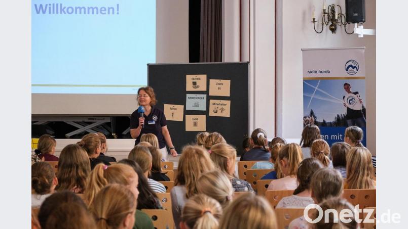 Radio Horeb in Dr. Johanna-Decker-Schulen. Bild: Peter Ringeisen/exb