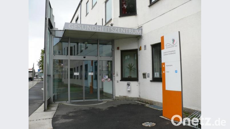 Zuversichtlich zeigte sich Bürgermeister Bernd Sommer am Montag im Stadtrat im Hinblick auf das Intersektorale Gesundheitszentrum, das am Standort Waldsassen der Kliniken AG entstehen soll. Bild: kgg