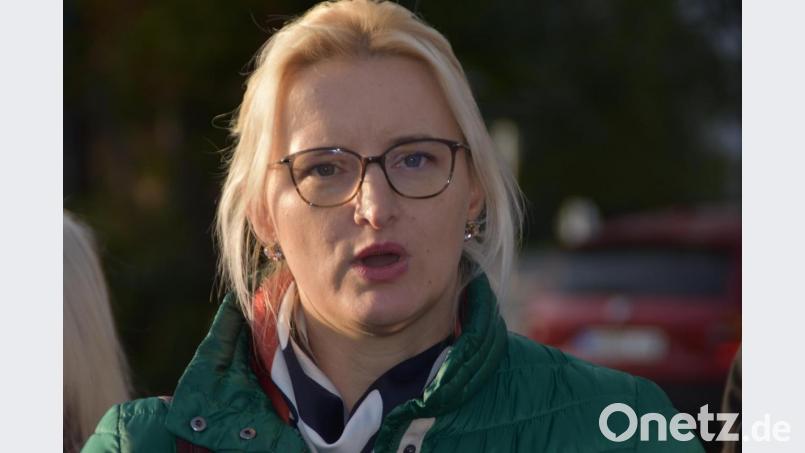 Stellvertretende SPD-Fraktionschefin Hildegard Ziegler zeigte sich kundig bezüglich der Fragen um die neue Feuerwache, den "Kreisel" und den alten Volksfestplatz. Bild: hcz