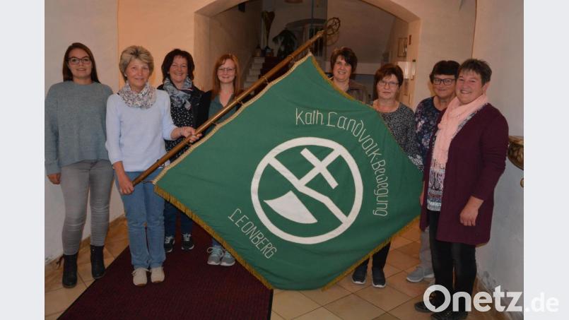 Sein 40-jähriges Bestehen feiert am kommenden Wochenende das Katholische Landvolk Leonberg. Im Bild das aktuelle Vorstandsteam mit Tanja Wettinger, Doris Schmid, Martina Dietz, Kerstin Voit, Renate Bauer, Angelika Schneider, Gertrud Männer und Andrea Weiß (von links). Bild: jr