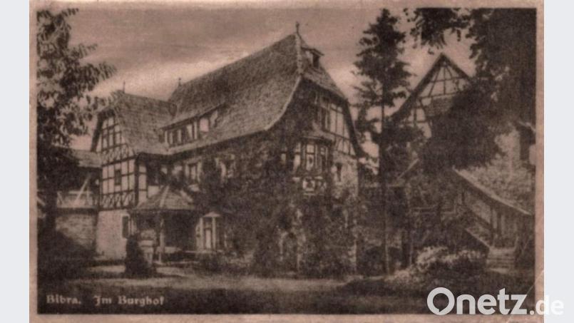„Burg Bibra“ bei Meiningen (Thüringen) in den 1930er Jahren: So könnte auch die Oberbibracher Veste ausgesehen haben, vermutet Heimatforscher Sigurd Burucker. Repro: edo