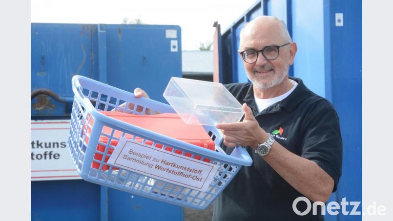 Alles aus Hartkunststoff wird extra entsorgt und gehört NICHT in den Gelben Sack. Am Bauhof in Weiden-Ost steht dafür ein Container für Hartkunststoffe. Bild: Gabi Schönberger