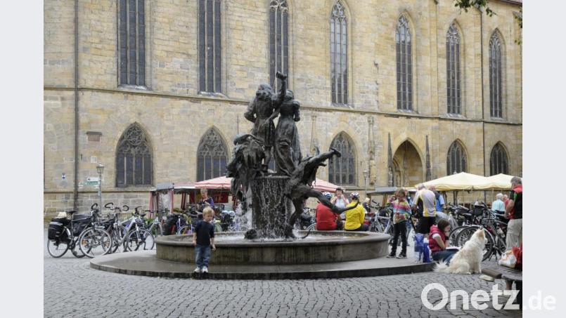 Der Amberger Hochzeitsbrunnen am Marktplatz. Archivbild: Petra Hartl