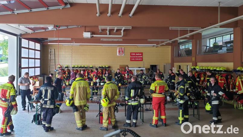 Feuerwehr Landkreis Mitte trainiert neue Atemschutzgeräteträger. Bild: dse
