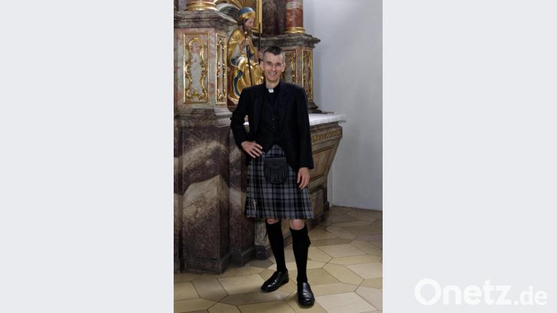 Ein besonderer Geistlicher: Pfarrer Dr. Dr. Wolfgang F. Rothe Bild: Bernhard C. Unterbiberg