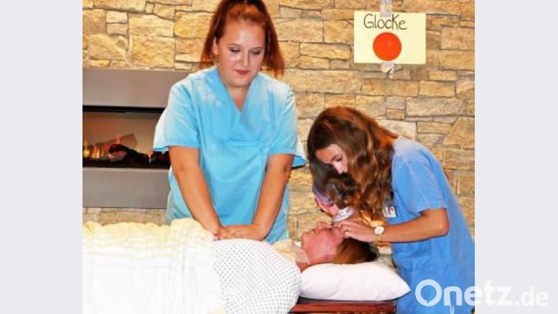 Die Absolventen sind nun fit in Reanimation. Bild: wbe