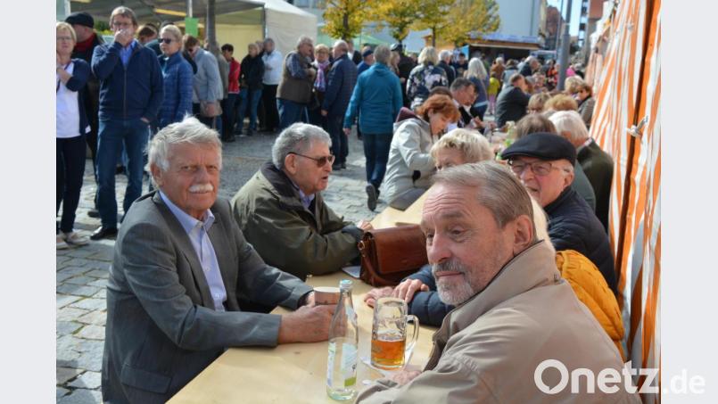 Glück hatte, wer einen Sitzplatz bekam. Bild: jr