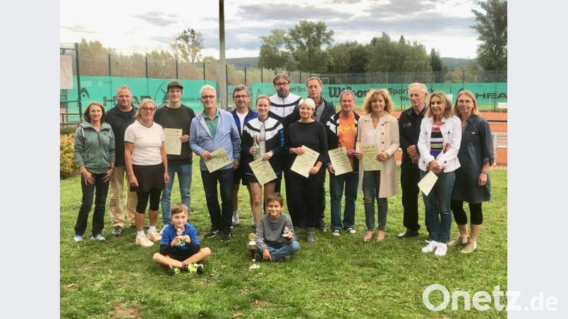 Diese Spieler der Tennisgemeinschaft sind Vereinsmeister in ihren Klassen. Bild: exb