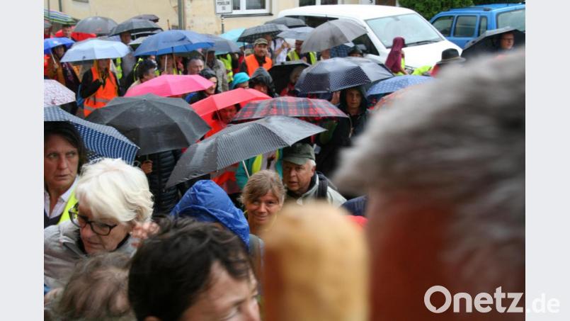 Bei Regen erreichte die Pilgergruppe Maria Kulm. Bild: Zintl
