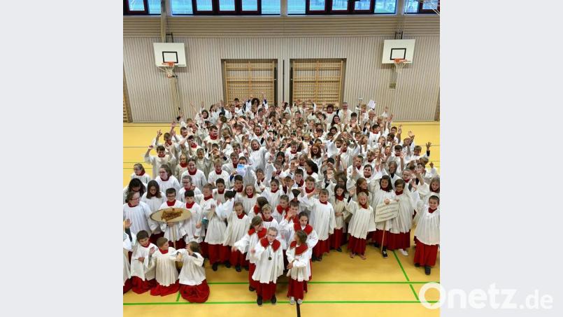 Über 180 Messdiener kamen in diesem Jahr zum Dekanats-Ministrantentag in Dürnsricht. Bild: ral