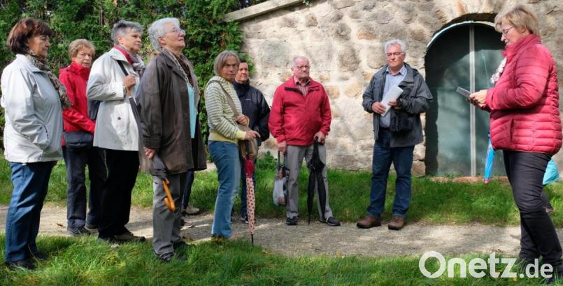 Zur Ruhe zu kommen und Wissenswertes über den Miesberg zu vermitteln: Das war das Ziel eines außergewöhnlichen Rundganges um den Berg. Bild: mab