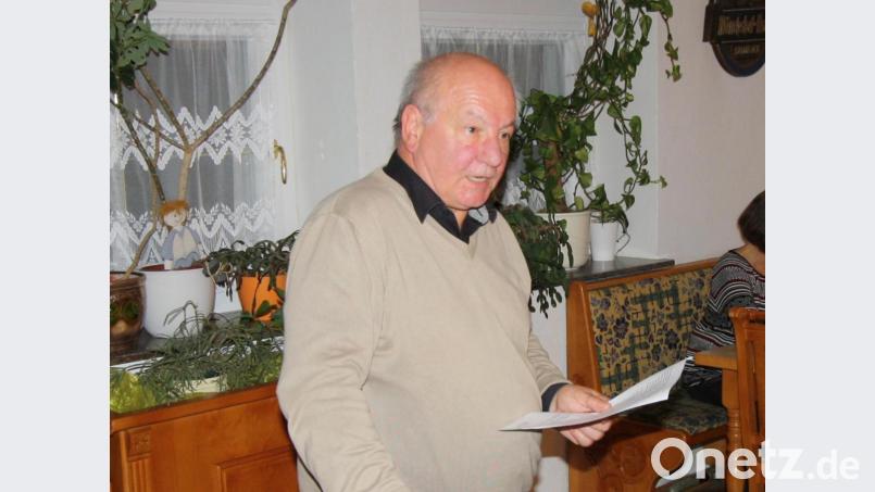 Umfangreich fällt Eckhard Bodners letzter Rechenschaftsbericht als Kulturkreis-Vorsitzender aus. Doch auch künftig bleibt er dem Verein treu - und zwar als Schriftführer. Bild: bjp