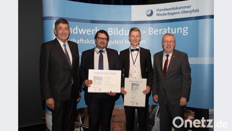 Zu den Siegern des Leistungswettbewerbs zählen unter anderem Sven Fischer aus Flossenbürg, Tobias Kallmeier aus Speinshart und Alexander Palmer aus Altenstadt an der Waldnaab. Bild: exb/&quot;Foto M&quot;