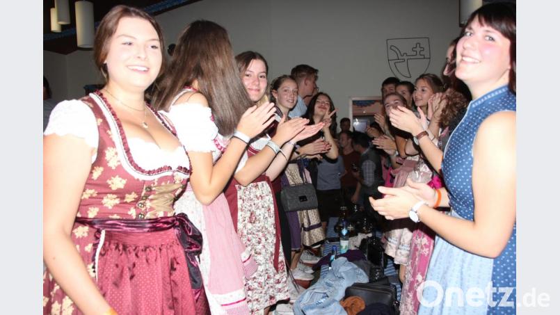 Prächtige Stimmung beim Oktoberfest im Jugendheim-Saal. Bild: kro