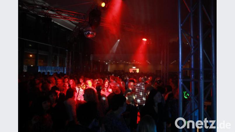 Bayern-1-Disco mit Jürgen "Kauli" Kaul in der Stadthalle. Bild: njn